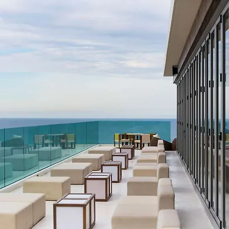 A La Carte Da Nang Beach 